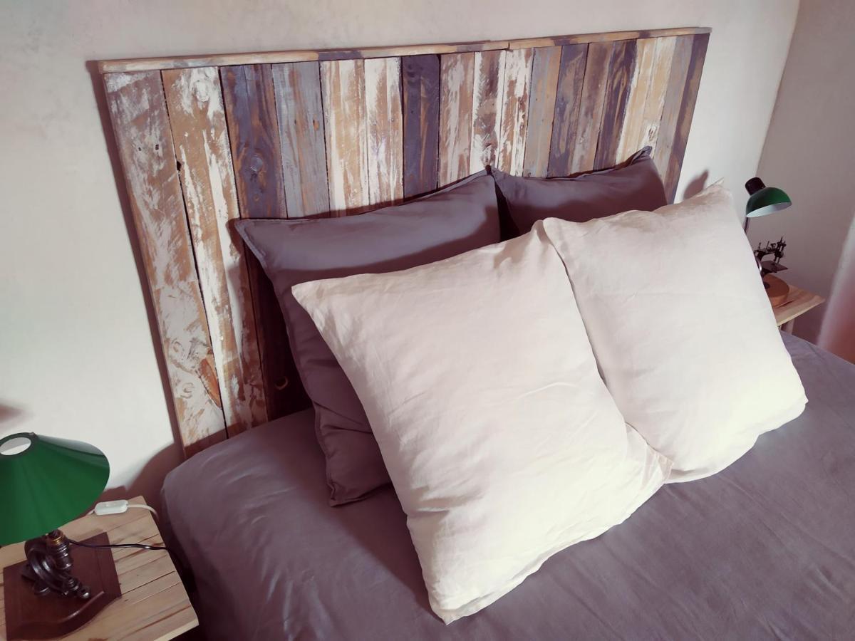 Une Chambre En Luberon Puyvert Экстерьер фото